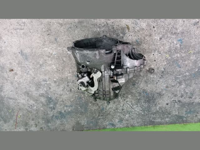 bontott FORD TRANSIT Váltó (Mechanikus)