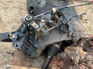 bontott FORD TRANSIT Váltó (Mechanikus)