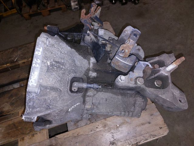 bontott FORD TRANSIT Váltó (Mechanikus)