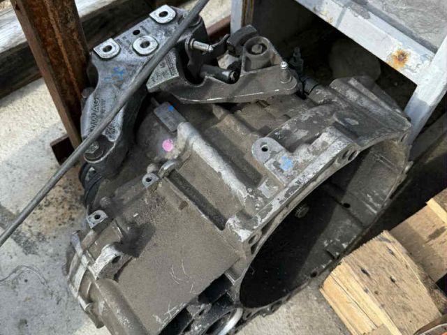 bontott FORD TRANSIT Váltó (Mechanikus)