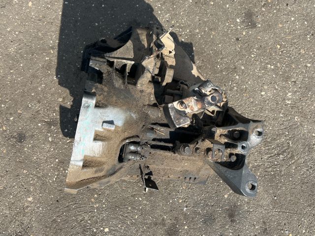 bontott FORD TRANSIT Váltó (Mechanikus)