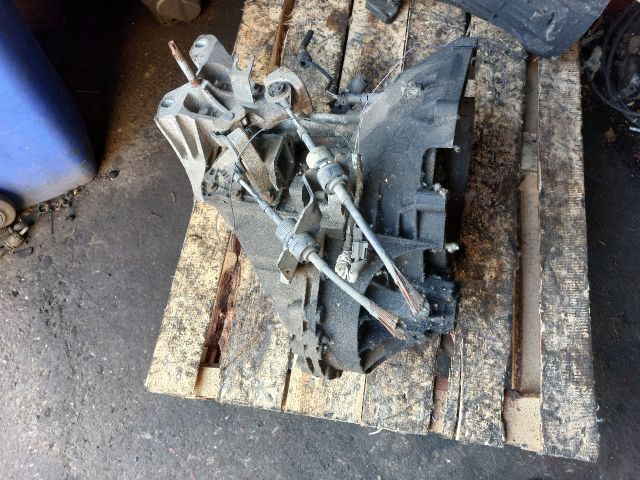 bontott FORD TRANSIT Váltó (Mechanikus)