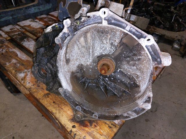 bontott FORD TRANSIT Váltó (Mechanikus)