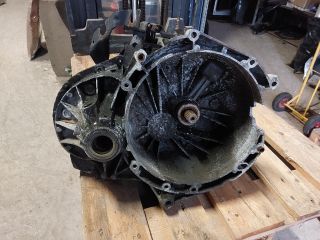 bontott FORD TRANSIT Váltó (Mechanikus)