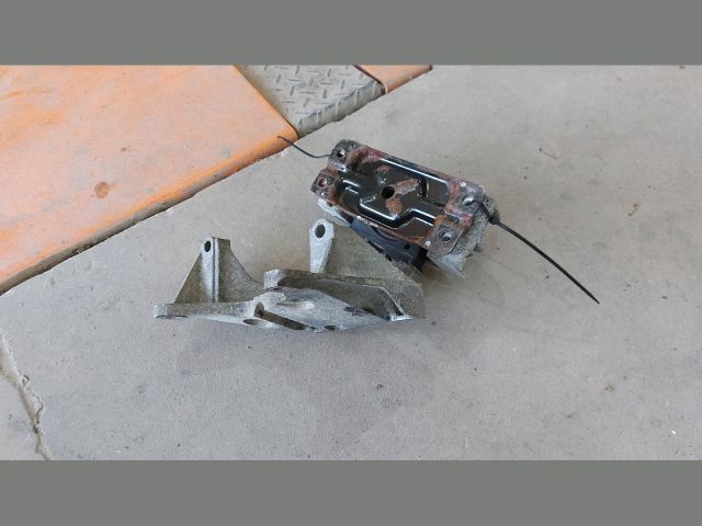 bontott FORD TRANSIT Váltó Tartó Bak (Pozíciófüggetlen)