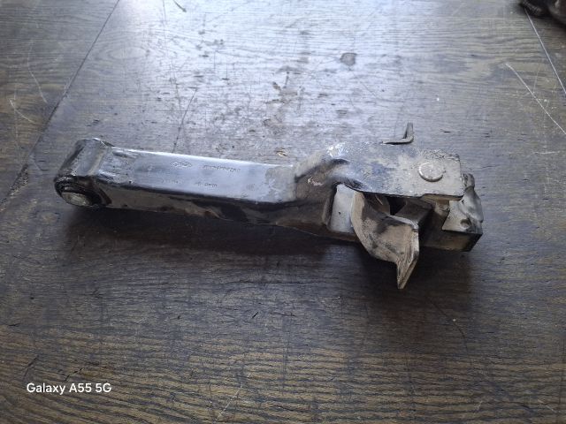 bontott FORD TRANSIT Váltó Tartó Bak (Pozíciófüggetlen)