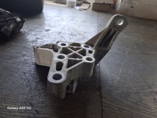 bontott FORD TRANSIT Váltó Tartó Bak (Pozíciófüggetlen)