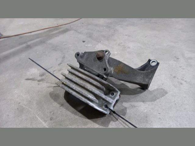 bontott FORD TRANSIT Váltó Tartó Bak (Pozíciófüggetlen)