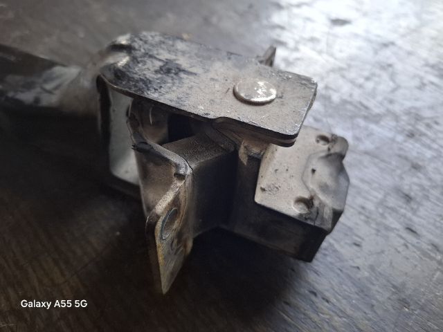 bontott FORD TRANSIT Váltó Tartó Bak (Pozíciófüggetlen)