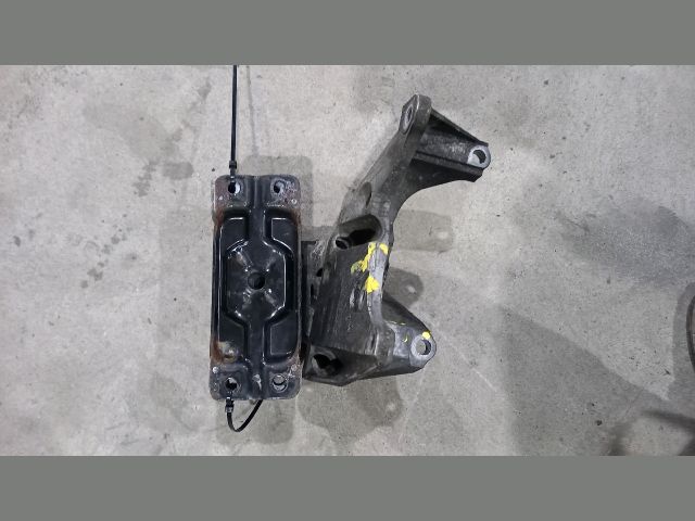 bontott FORD TRANSIT Váltó Tartó Bak (Pozíciófüggetlen)