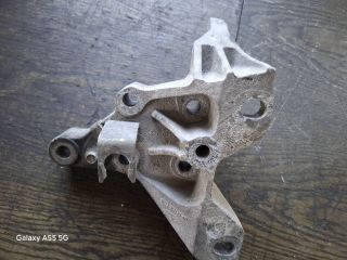 bontott FORD TRANSIT Váltó Tartó Bak (Pozíciófüggetlen)