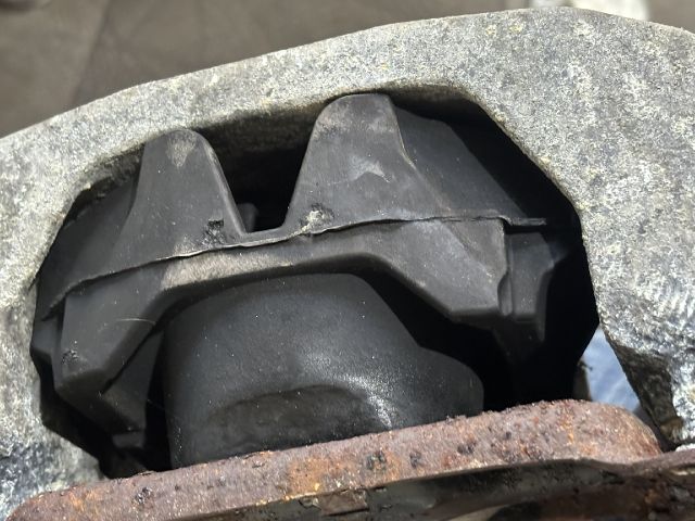 bontott FORD TRANSIT Váltó Tartó Bak (Pozíciófüggetlen)