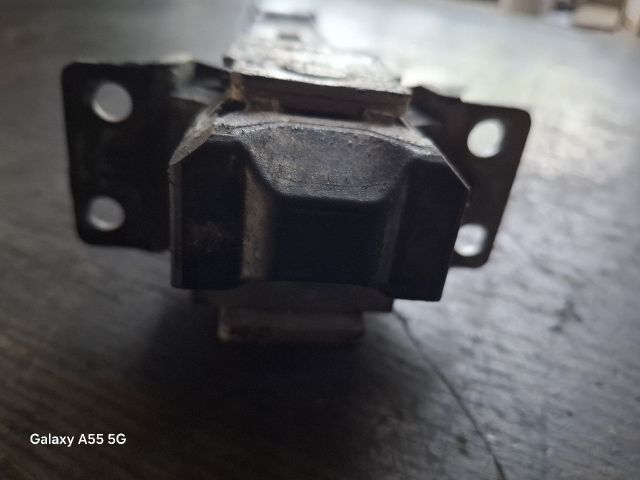 bontott FORD TRANSIT Váltó Tartó Bak (Pozíciófüggetlen)