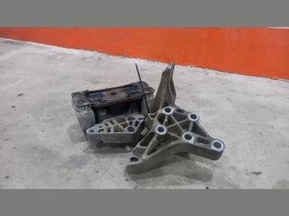 bontott FORD TRANSIT Váltó Tartó Bak (Pozíciófüggetlen)