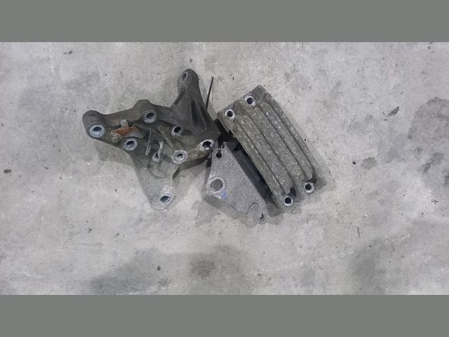 bontott FORD TRANSIT Váltó Tartó Bak (Pozíciófüggetlen)