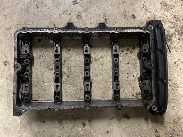 bontott FORD TRANSIT Vezérműtengely Leszorító