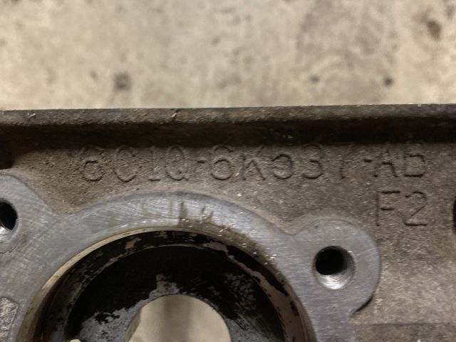 bontott FORD TRANSIT Vezérműtengely Leszorító