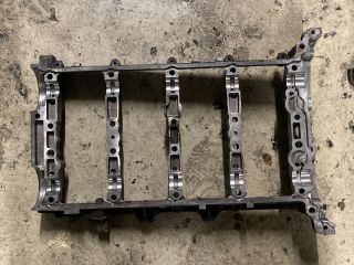 bontott FORD TRANSIT Vezérműtengely Leszorító