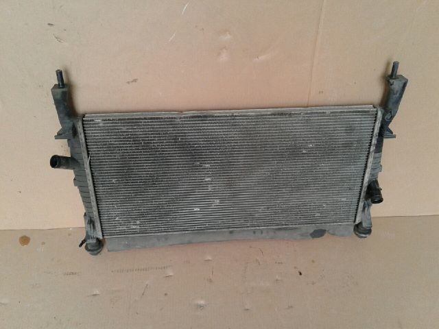 bontott FORD TRANSIT Vízhűtő Radiátor (Klímás)