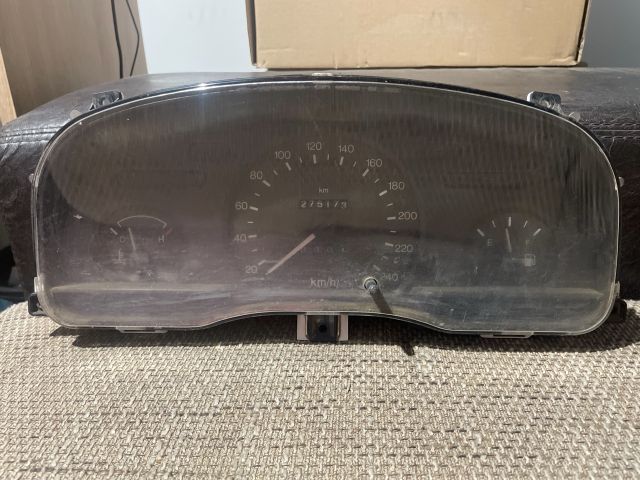 bontott FORD TRANSIT Kilométeróra