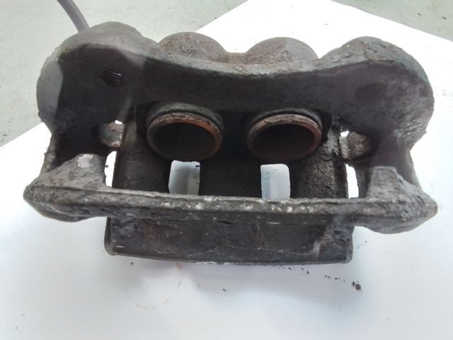 bontott FORD TRANSIT Bal első Féknyereg Munkahengerrel