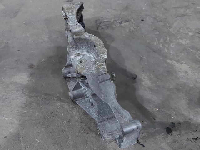 bontott FORD TRANSIT Generátor Tartó Bak