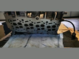 bontott FORD TRANSIT Hengerfej