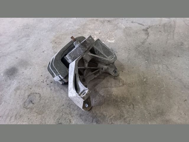 bontott FORD TRANSIT Váltó Tartó Bak (Pozíciófüggetlen)