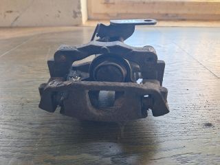 bontott FORD TRANSIT Bal hátsó Féknyereg Munkahengerrel