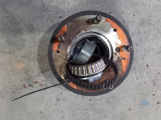 bontott FORD TRANSIT Bal hátsó Kerékagy