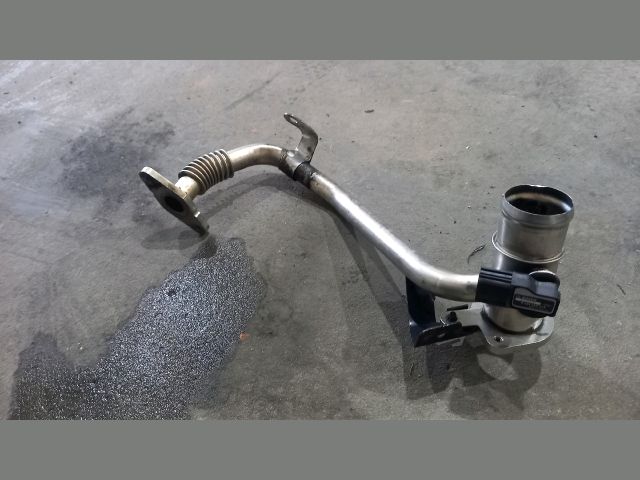 bontott FORD TRANSIT EGR Hűtő Cső