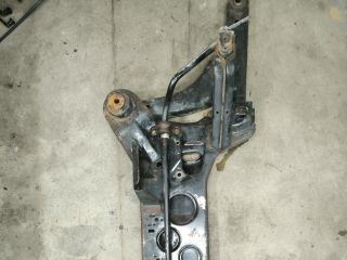 bontott FORD TRANSIT Első Bölcső