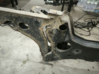 bontott FORD TRANSIT Első Bölcső