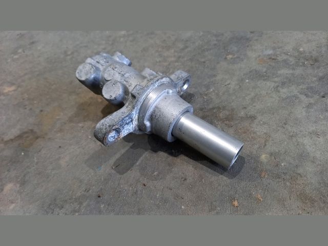 bontott FORD TRANSIT Főfékhenger