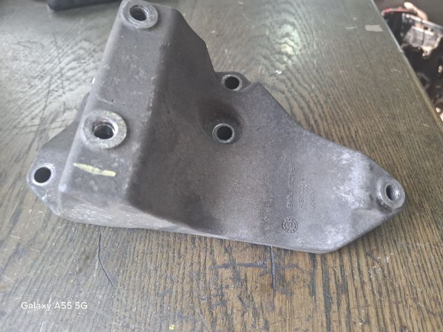 bontott FORD TRANSIT Generátor Tartó Bak