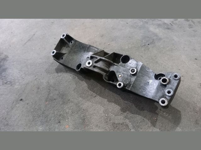 bontott FORD TRANSIT Generátor Tartó Bak