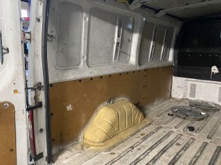 bontott FORD TRANSIT Homlokfal (Üres lemez)