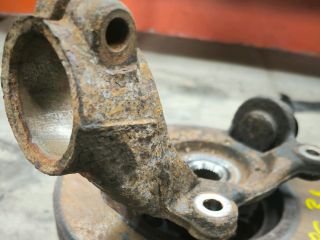 bontott FORD TRANSIT Jobb első Csonkállvány Kerékaggyal