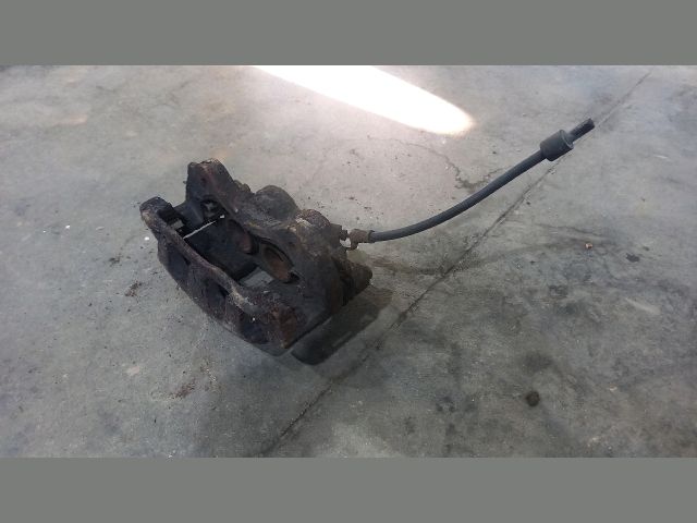 bontott FORD TRANSIT Jobb első Féknyereg Munkahengerrel