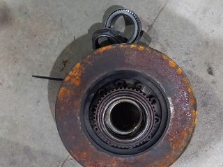 bontott FORD TRANSIT Jobb hátsó Kerékagy