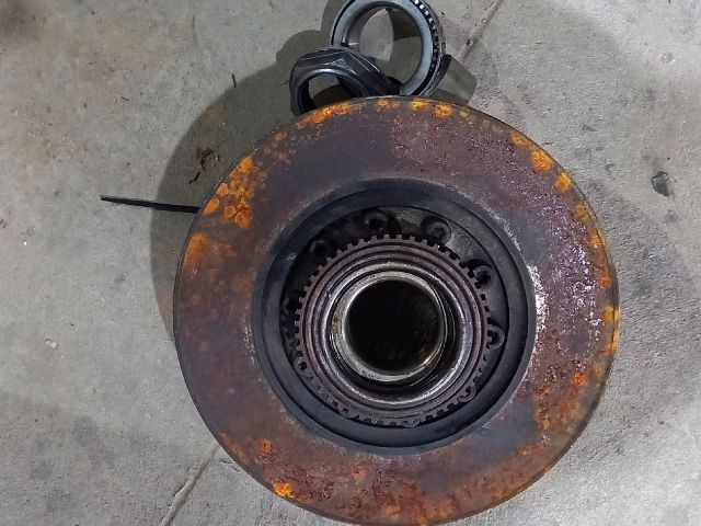 bontott FORD TRANSIT Jobb hátsó Kerékagy