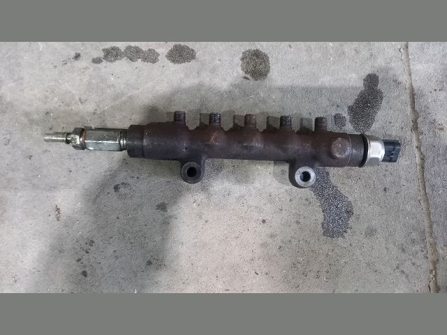 bontott FORD TRANSIT Közösnyomócső