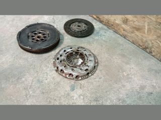 bontott FORD TRANSIT Kuplung Szett Lendkerékkel