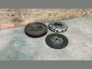 bontott FORD TRANSIT Kuplung Szett Lendkerékkel