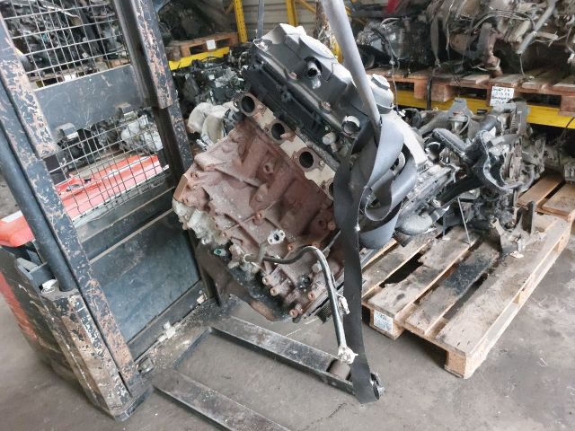 bontott FORD TRANSIT Motor (Fűzött blokk hengerfejjel)