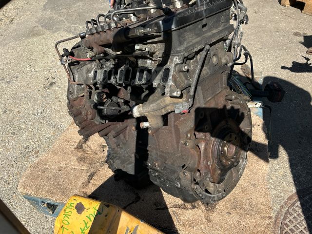 bontott FORD TRANSIT Motor (Fűzött blokk hengerfejjel)