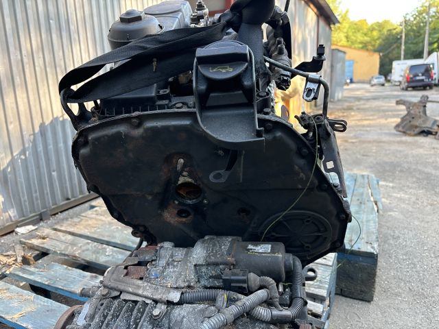 bontott FORD TRANSIT Motor (Fűzött blokk hengerfejjel)