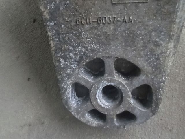 bontott FORD TRANSIT Motor Tartó Bak (Fém)