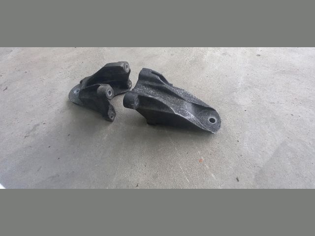 bontott FORD TRANSIT Motor Tartó Bak (Fém)