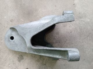 bontott FORD TRANSIT Motor Tartó Bak (Fém)